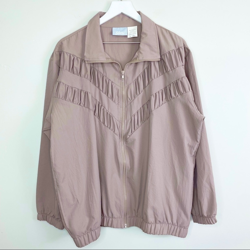 𝅺vintage Mauve Windbreaker Size XL